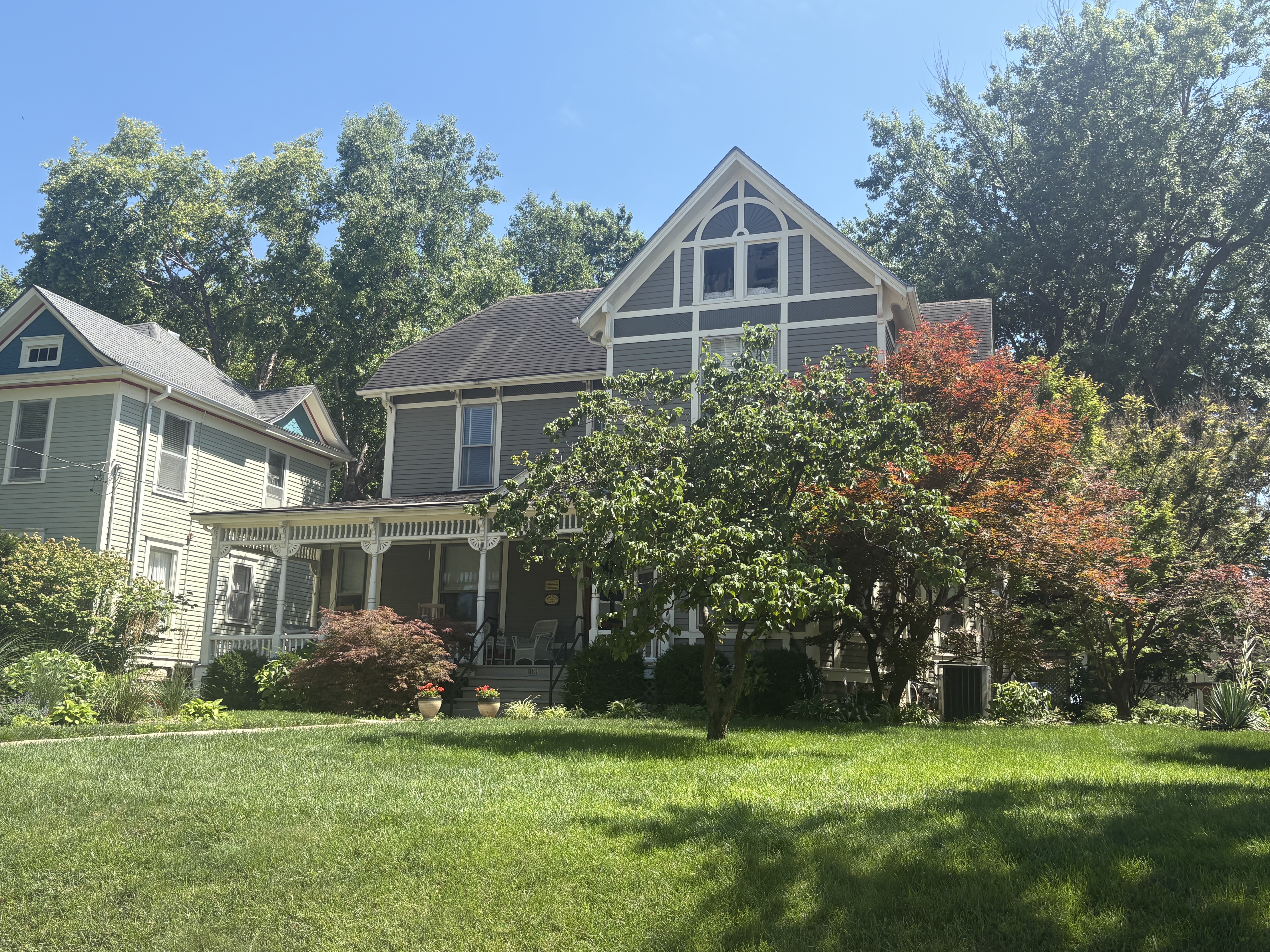 Neighborhood photo